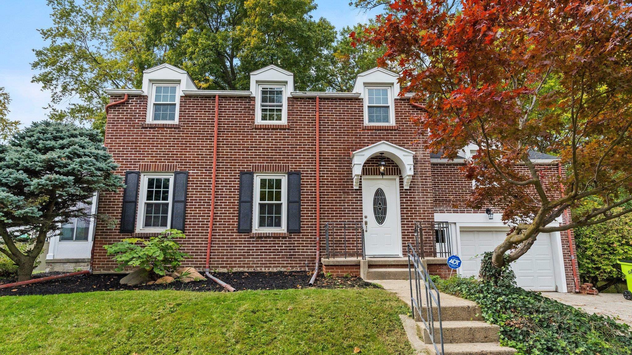 1756 Cherry Street Huntington, IN 46750 - Photo 3 of 32