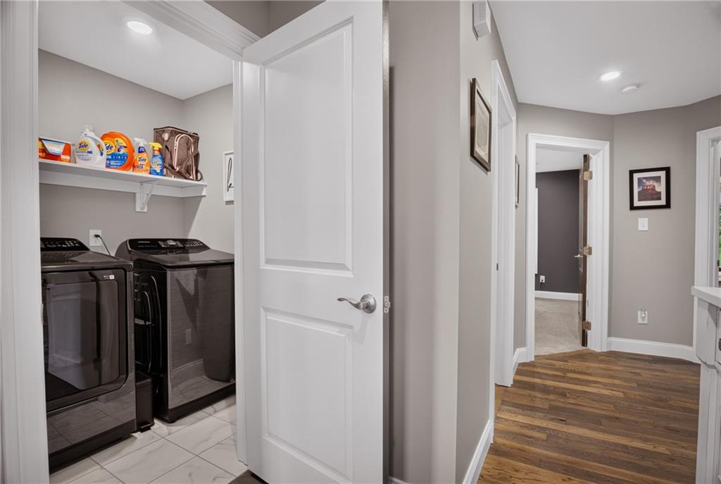 2335 Old Greentree Road Carnegie, PA 15106 - Photo 22 of 27 Gallery Image 22