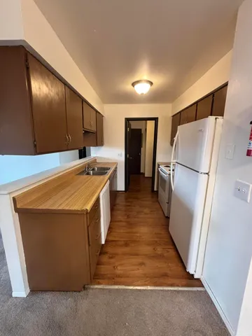 $1,025 | 7640 Timbercreek Court, Unit 4, Portage, MI 49024