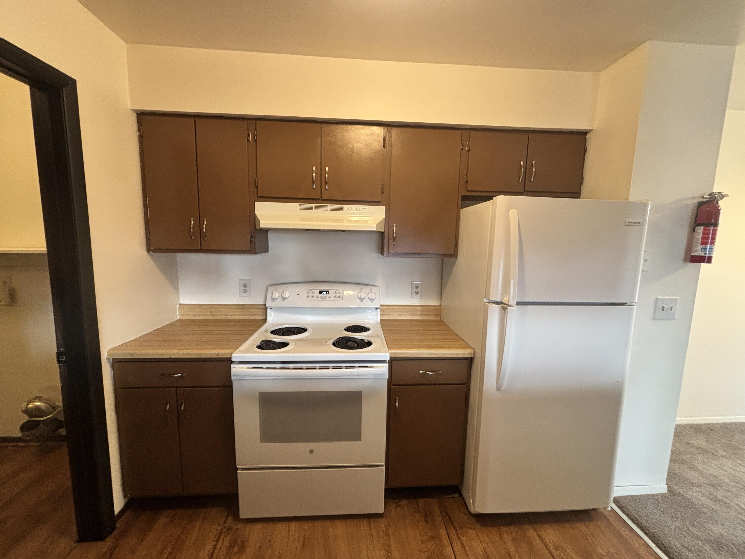 7640 Timbercreek Court, Unit 4 Portage, MI 49024 - Photo 7 of 17 IMG_4938