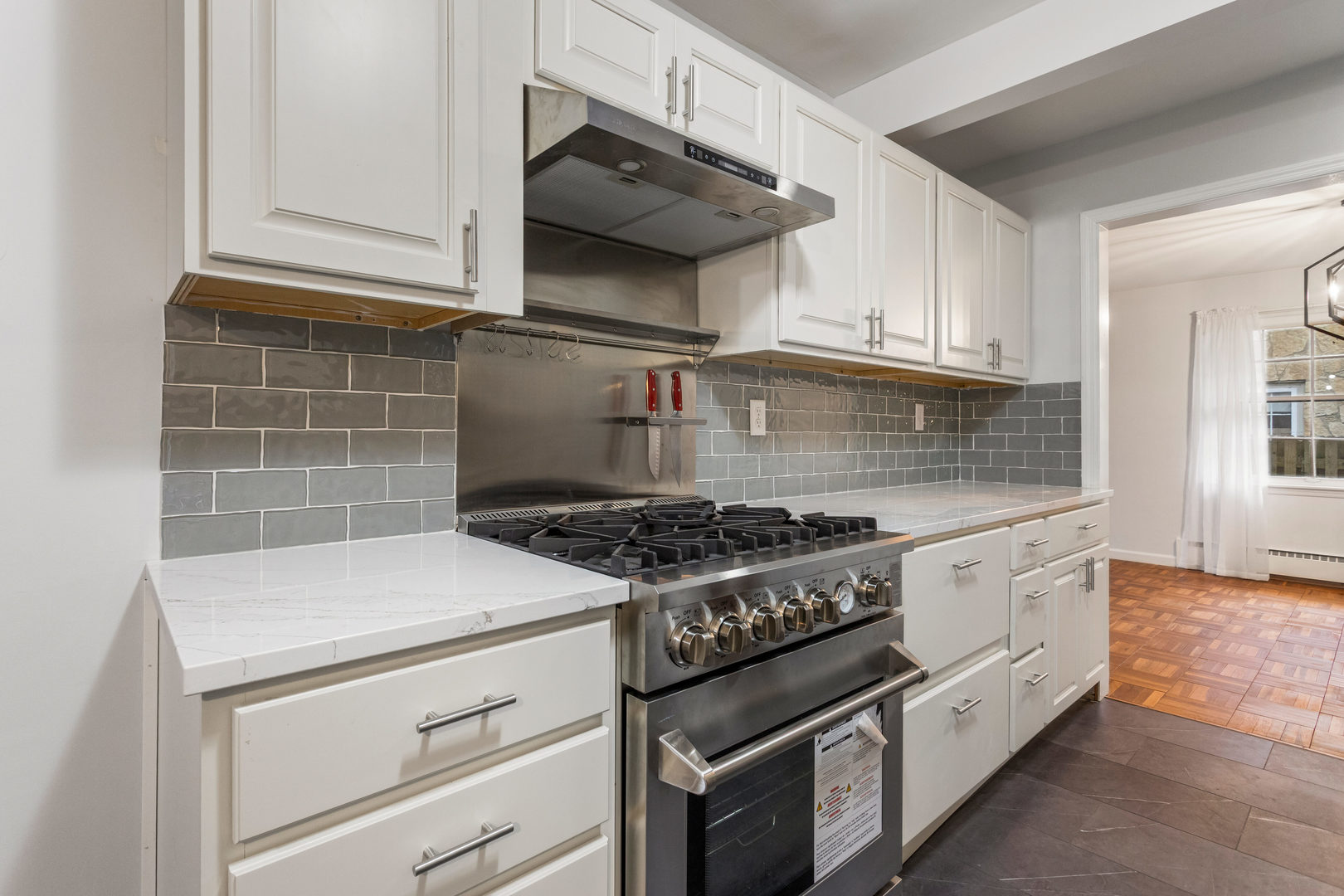 505 Ridgeway Avenue Champaign, IL 61821 - Photo 12 of 49