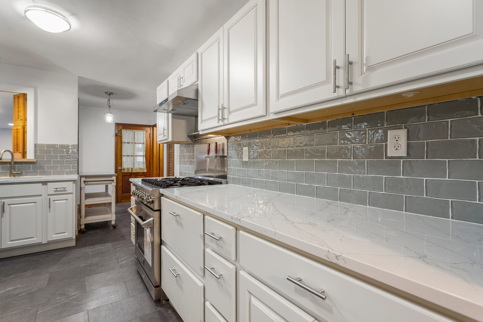 505 Ridgeway Avenue Champaign, IL 61821 - Photo 14 of 49