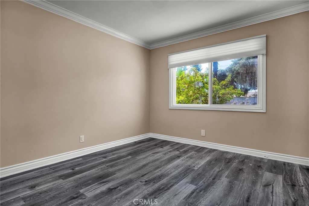 28084 Ella Road Rancho Palos Verdes, CA 90275 - Photo 18 of 38 a view of a window in a room