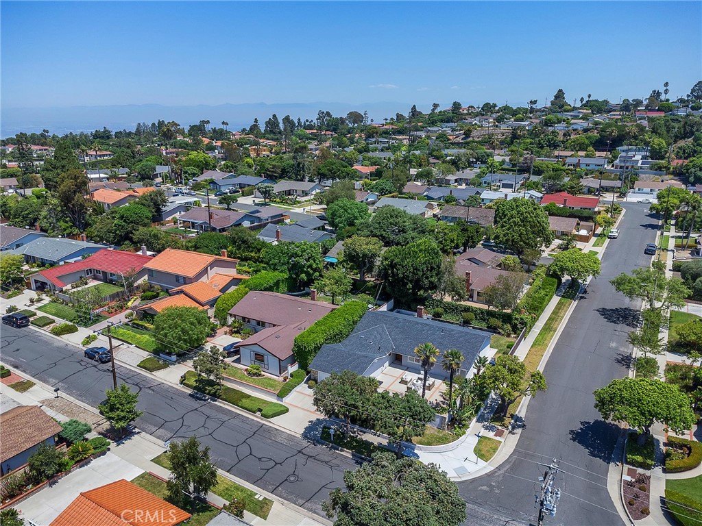 28084 Ella Road Rancho Palos Verdes, CA 90275 - Photo 33 of 38 an aerial view of a city