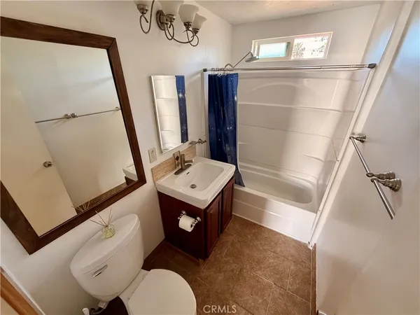 $2,975 | 156 West Escalones, Unit B, San Clemente, CA 92672