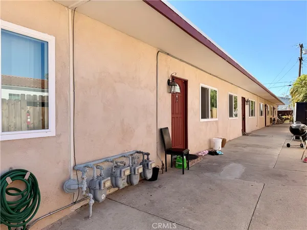 $2,975 | 156 West Escalones, Unit B, San Clemente, CA 92672