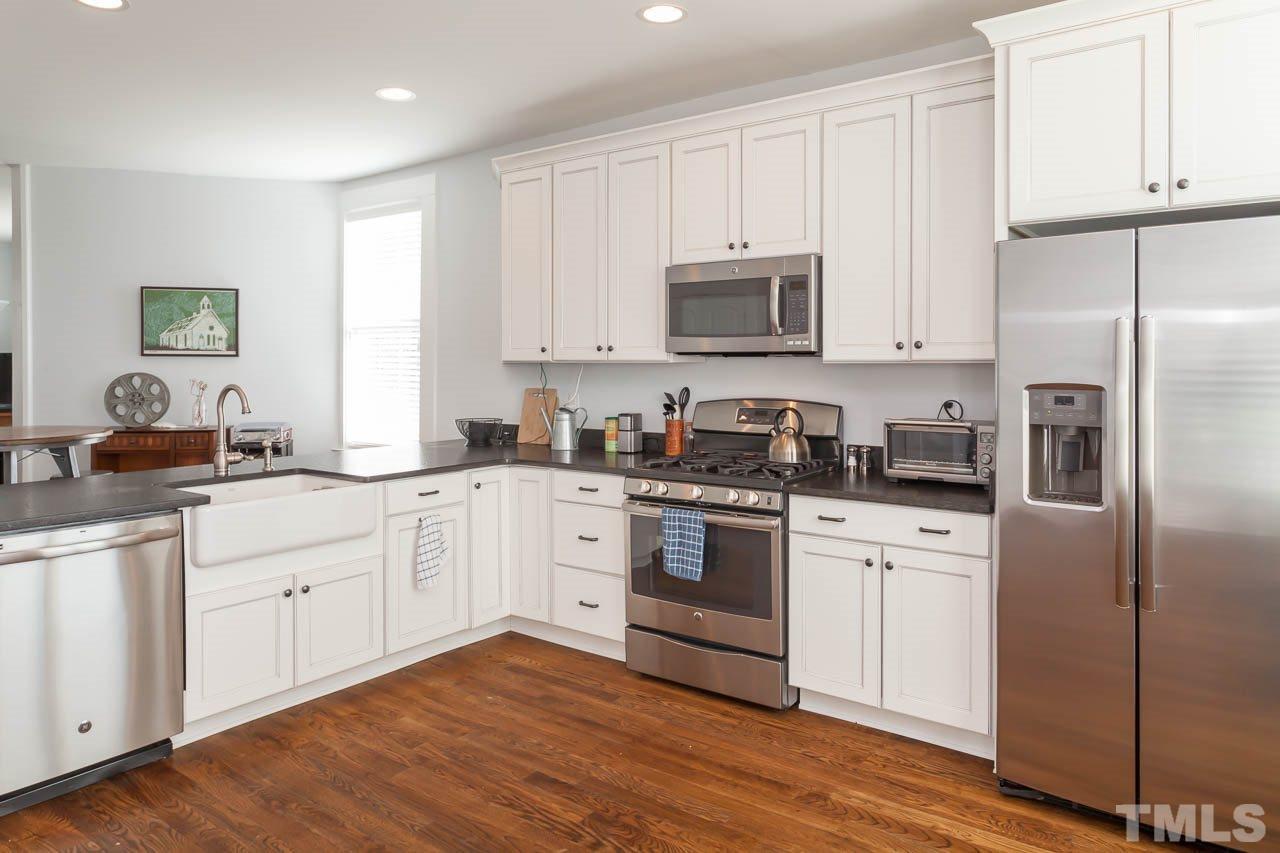 505 Adams Street Raleigh, NC 27605 - Photo 9 of 23