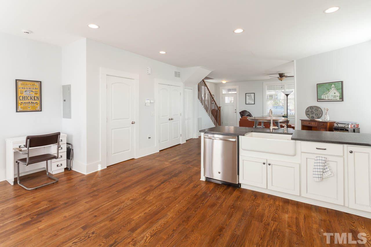 505 Adams Street Raleigh, NC 27605 - Photo 10 of 23