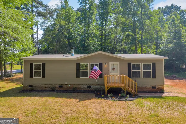$249,900 | 220 Trout Drive, Lavonia, GA 30553