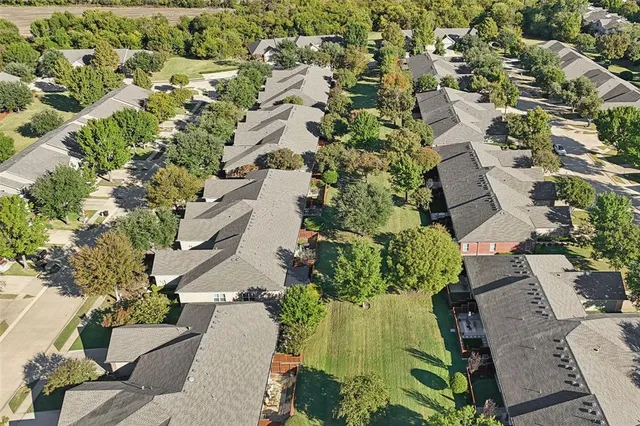 $339,999 | 9825 Kaufman Place, Plano, TX 75025