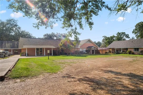 $590,000 | 3466 Highway 112, Forest Hill, LA 71430