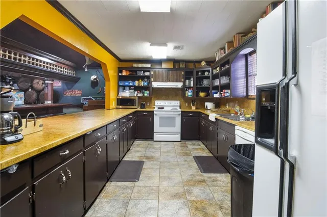 $590,000 | 3466 Highway 112, Forest Hill, LA 71430