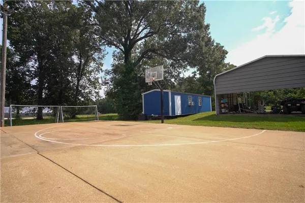 $590,000 | 3466 Highway 112, Forest Hill, LA 71430