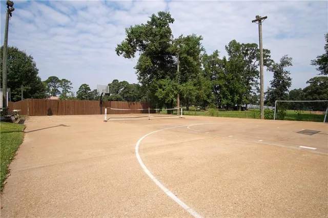 $590,000 | 3466 Highway 112, Forest Hill, LA 71430