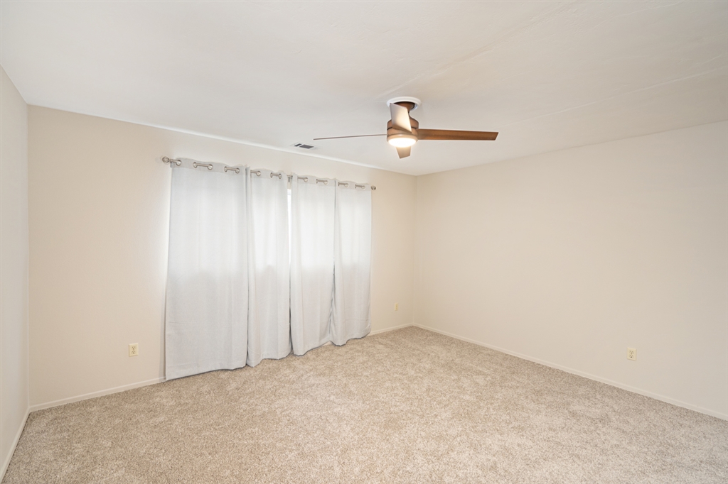 1933 East Mission Road Fallbrook, CA 92028 - Photo 16 of 23