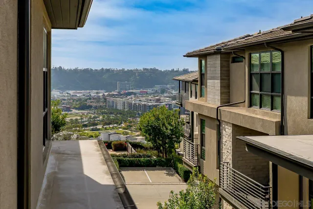 $1,395,000 | 2776 Via Alta Place, San Diego, CA 92108