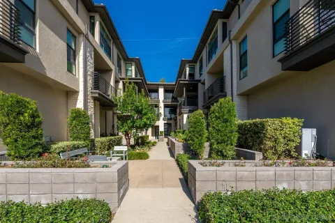 $1,345,000 | 2776 Via Alta Place, San Diego, CA 92108