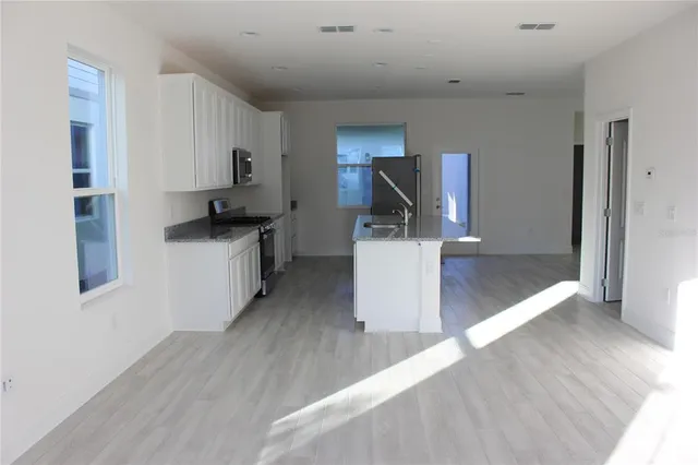 $2,850 | Undisclosed Address, Winter Garden, FL 34787