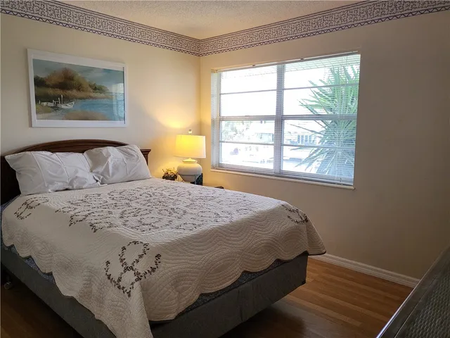 $2,250 | 1935 Cobia Drive, Unit 202E, Vero Beach, FL 32960