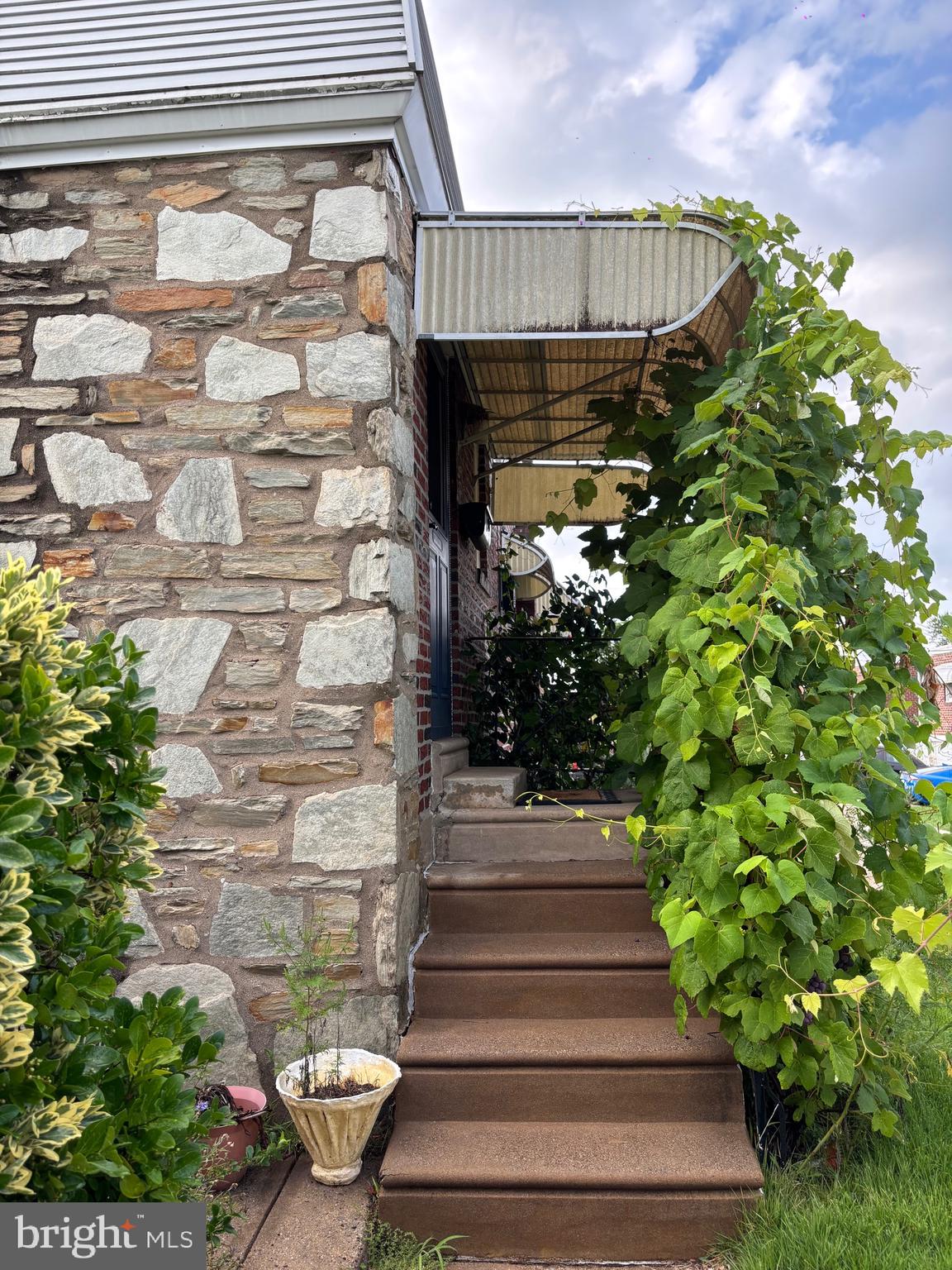 8942 Blue Grass Road Philadelphia, PA 19152 - Photo 20 of 23 Gallery Image 20