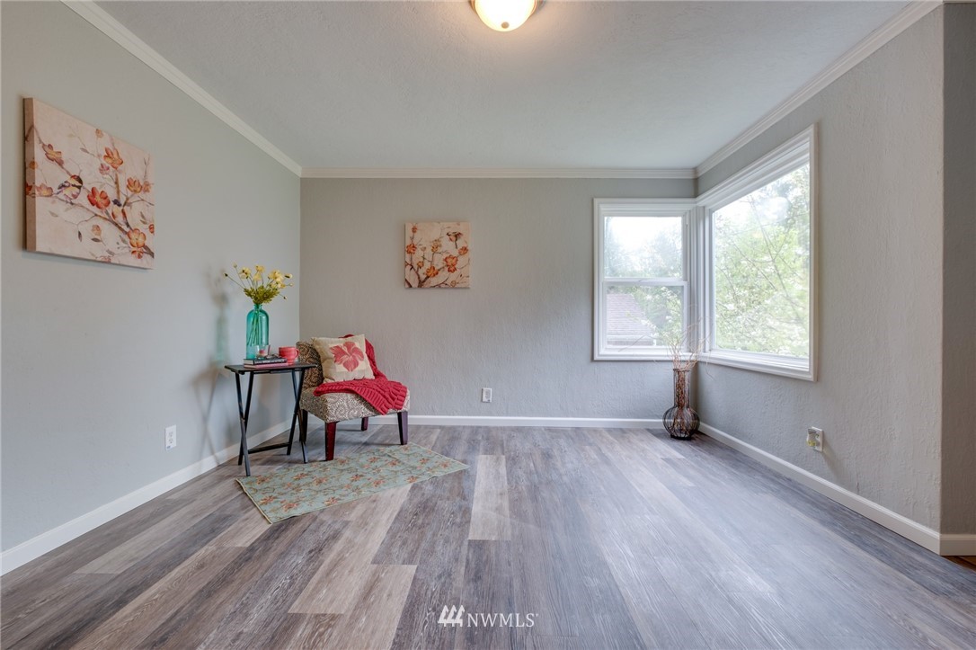 1519 Morgan Road Northwest Bremerton, WA 98312 - Photo 4 of 19 Gallery Image 4
