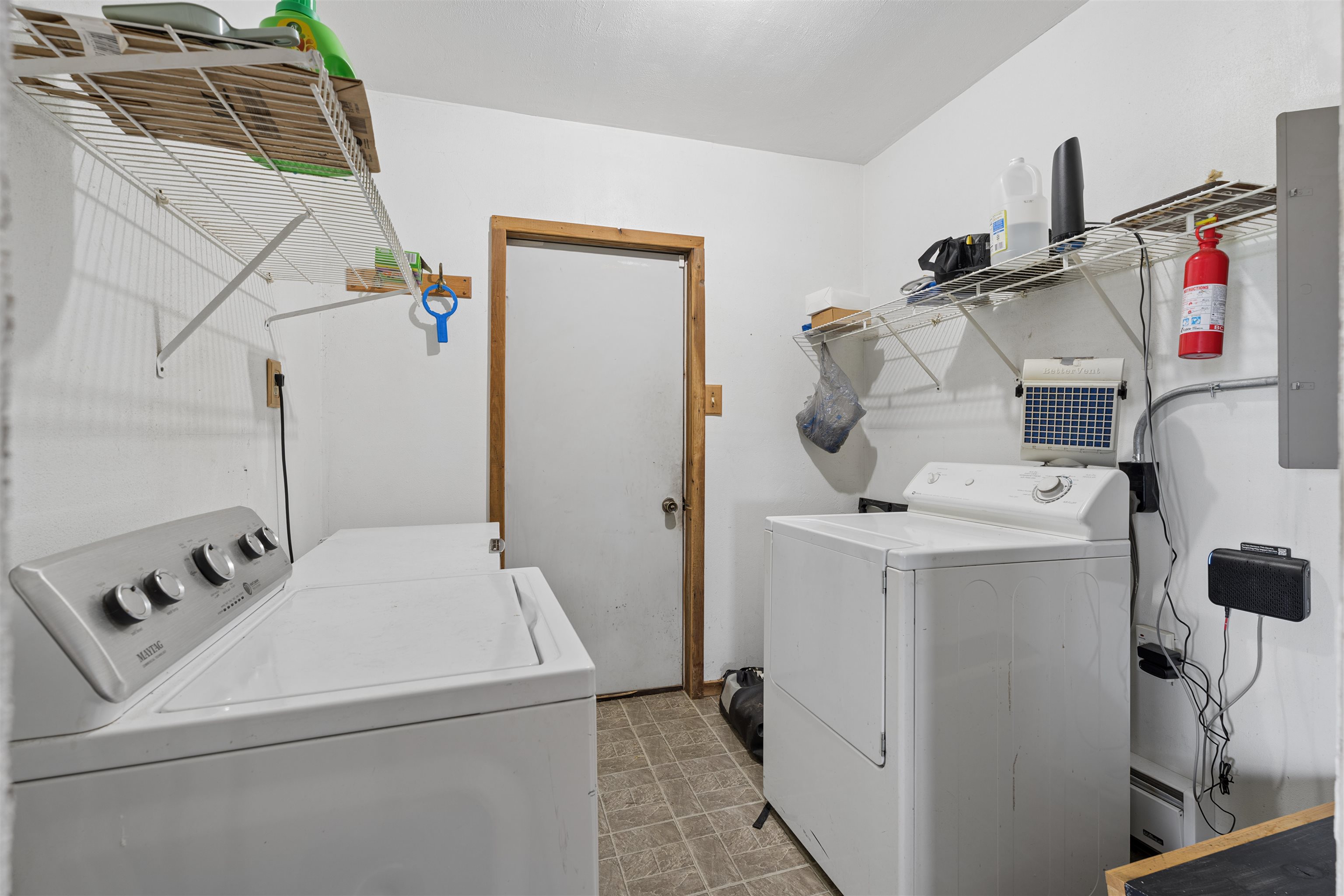 N9173 Holly Road St. Cloud, WI 53079 - Photo 13 of 39 Gallery Image 13