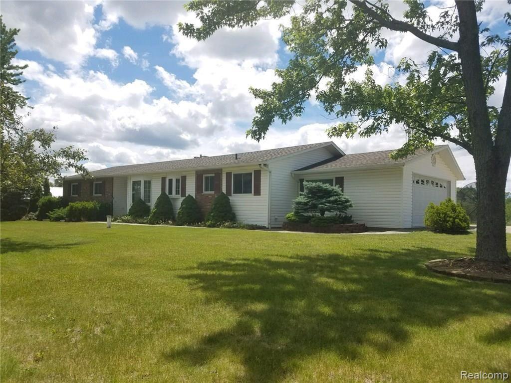 5855 Fish Lake Road North Branch, MI 48461 - Photo 4 of 62 20170621_143040.jpg