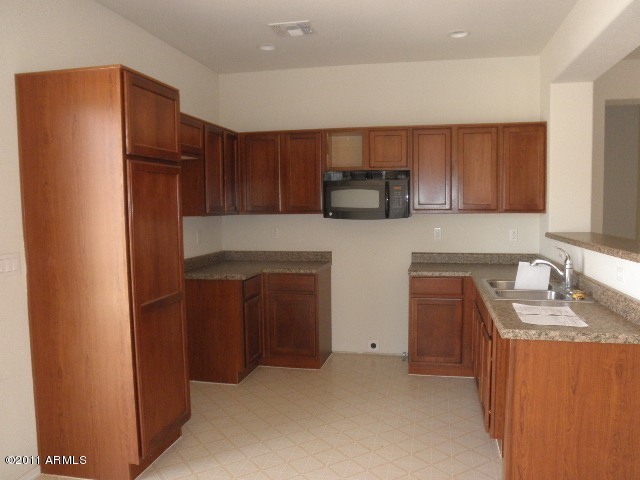 20914 East Treasure Road Red Rock, AZ 85145 - Photo 4 of 5 Kitchen