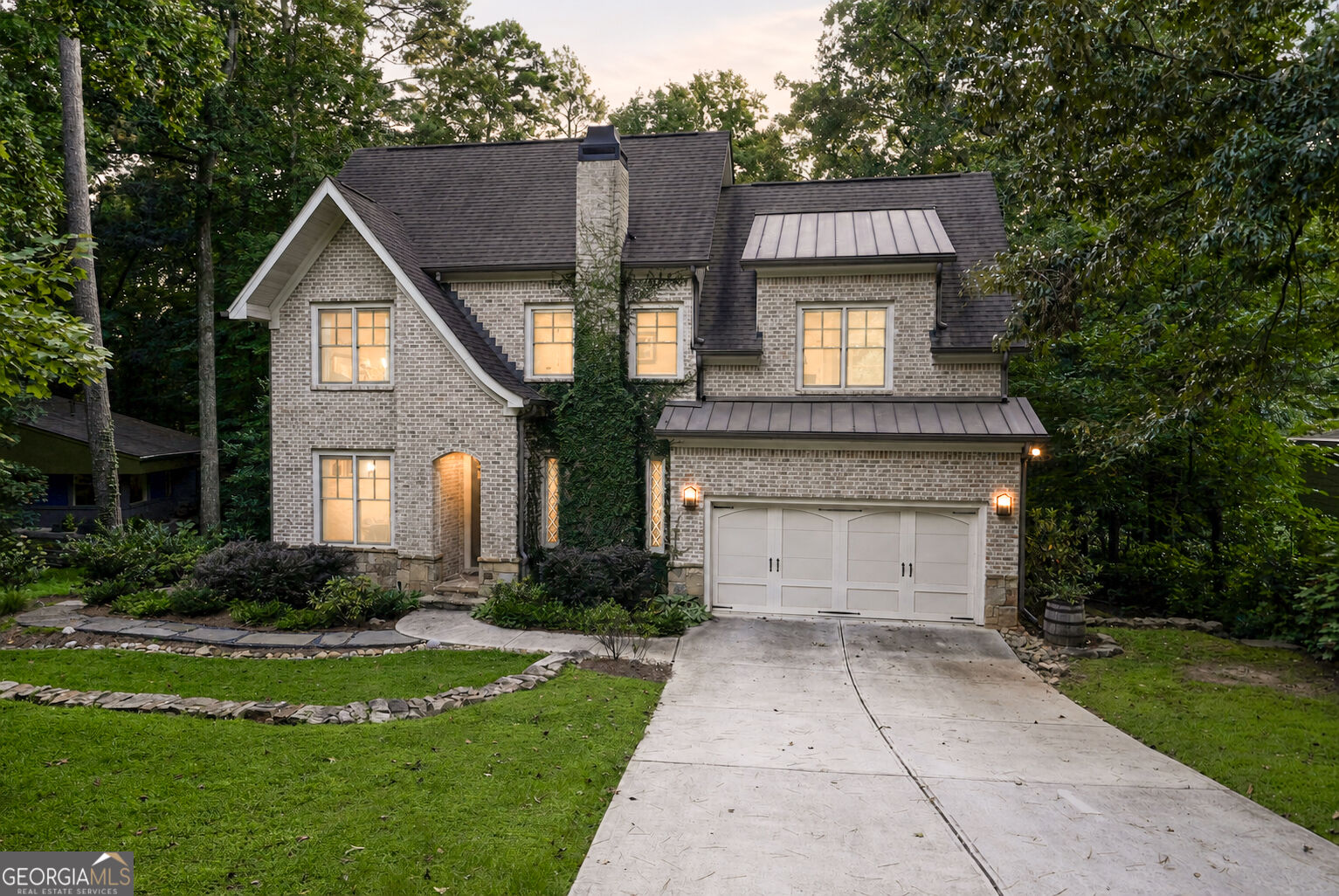 1026 McConnell Drive Decatur, GA 30033 - Photo 3 of 87 Gallery Image 3