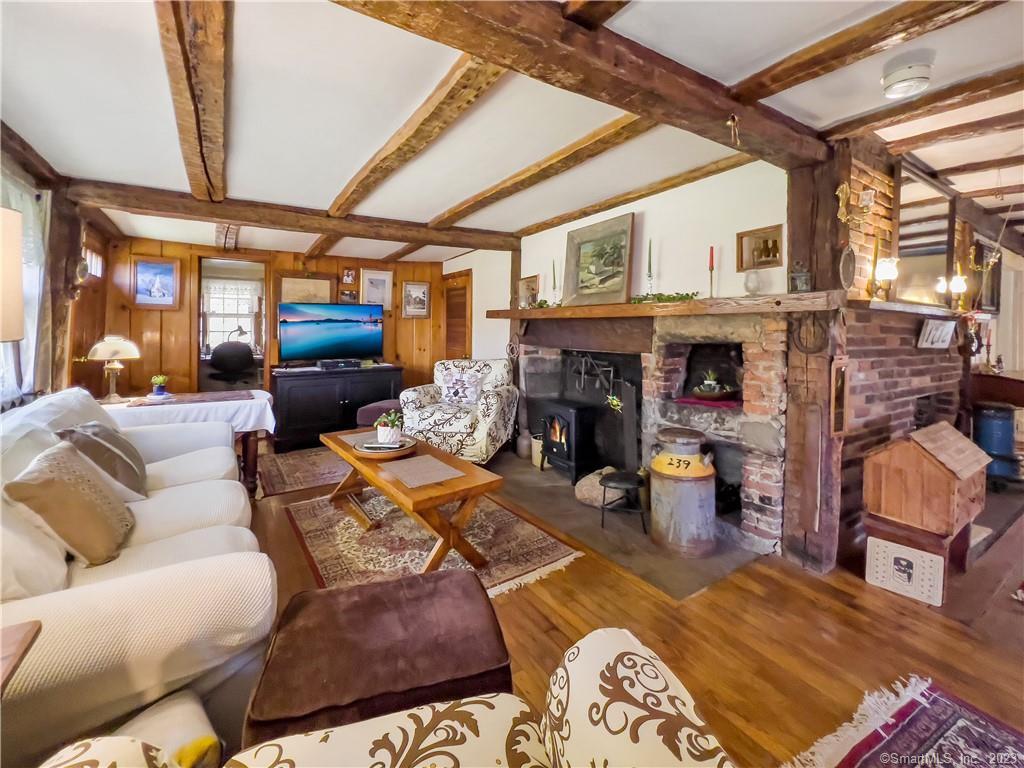 81 Currituck Road Newtown, CT 06470 - Photo 11 of 40