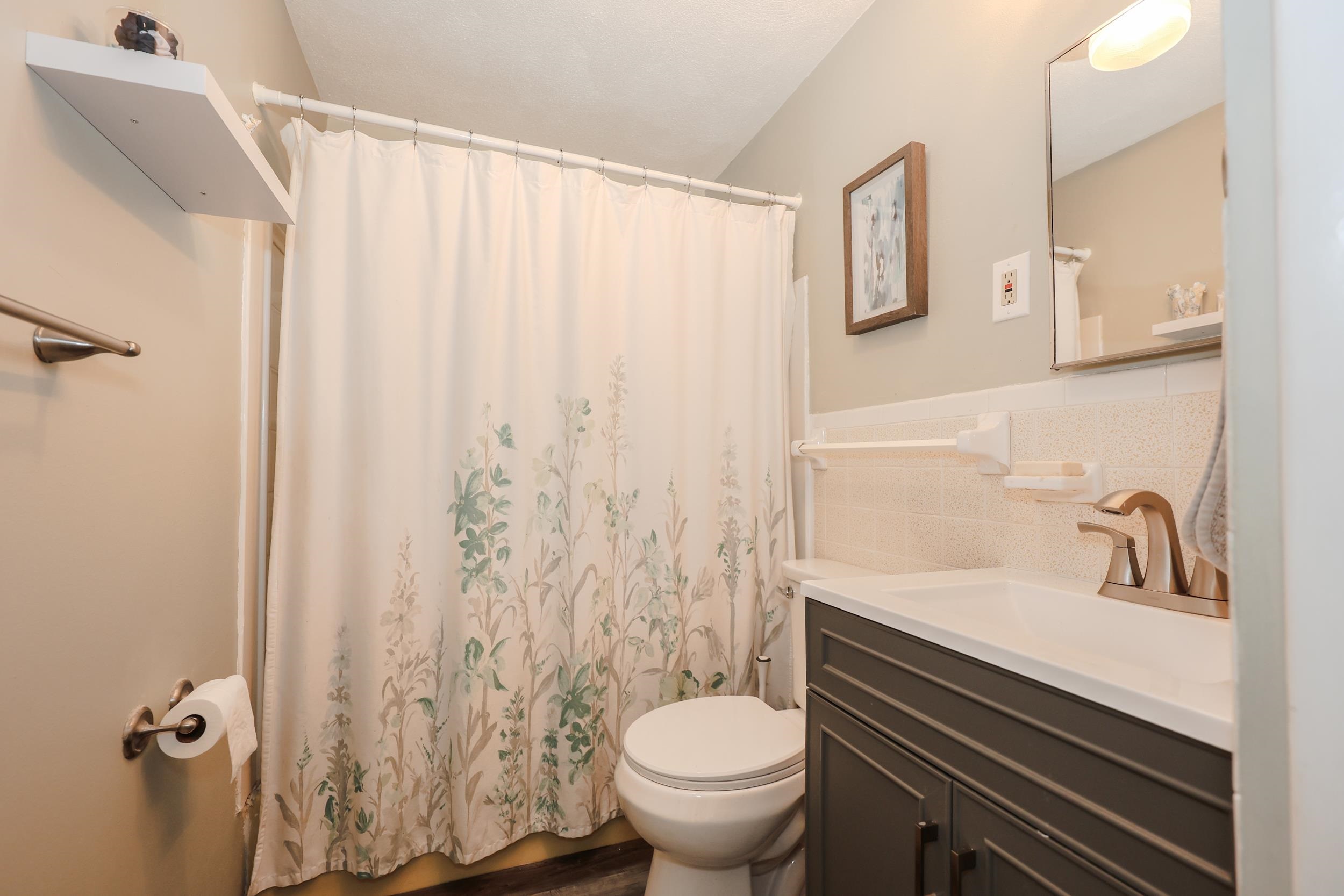 35 Andrew Street, Unit 30 Manchester, NH 03104 - Photo 13 of 26