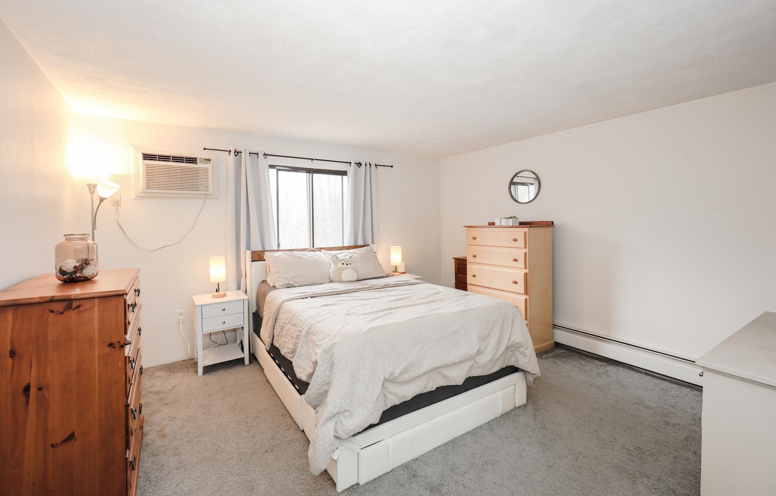 35 Andrew Street, Unit 30 Manchester, NH 03104 - Photo 14 of 26