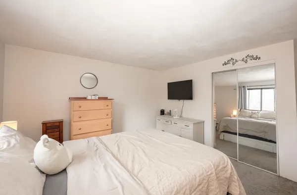 $250,000 | 35 Andrew Street, Unit 30, Manchester, NH 03104