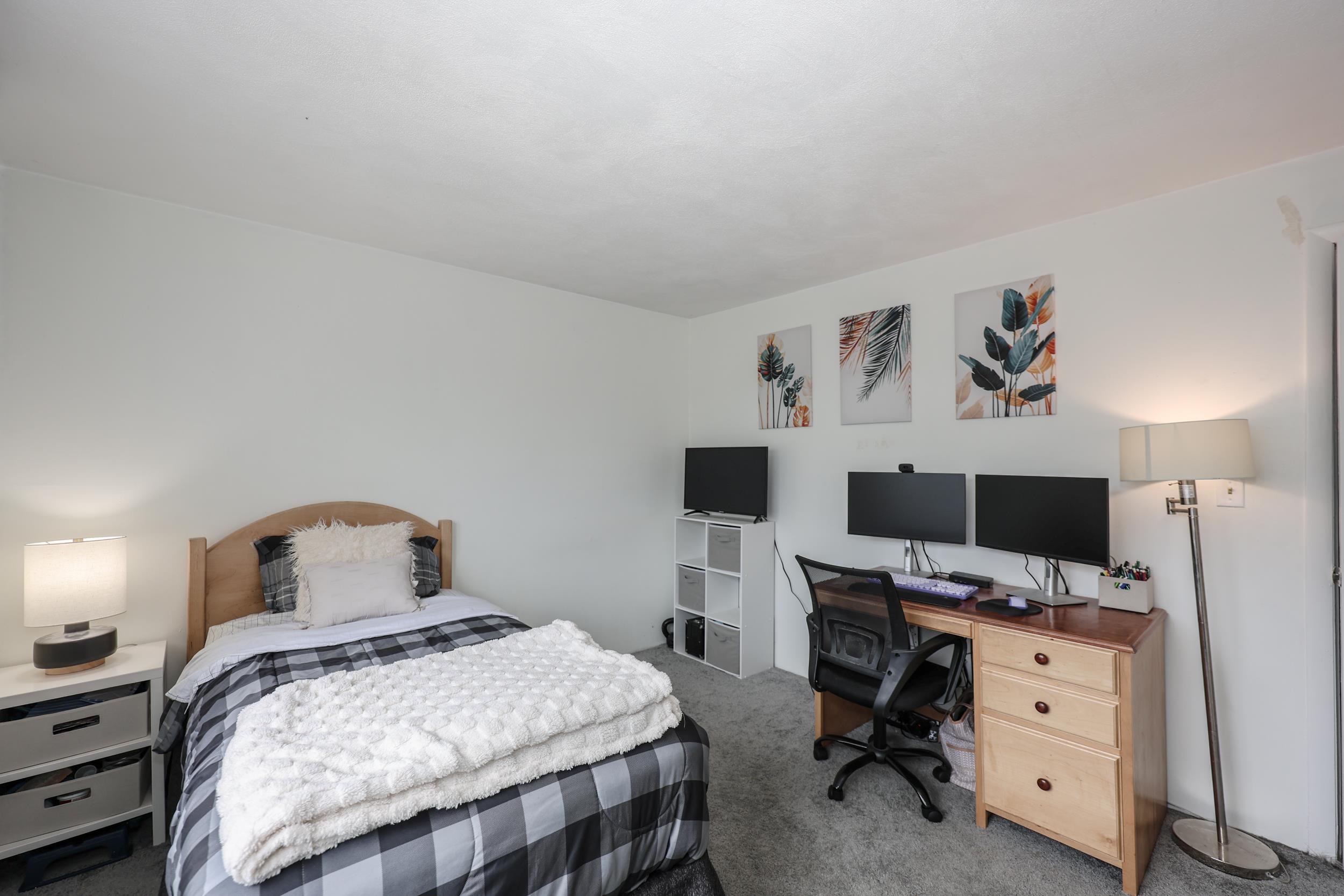 35 Andrew Street, Unit 30 Manchester, NH 03104 - Photo 16 of 26