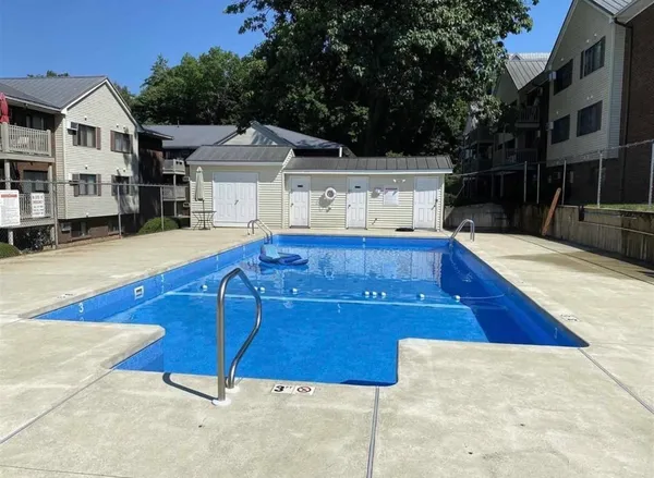 $250,000 | 35 Andrew Street, Unit 30, Manchester, NH 03104