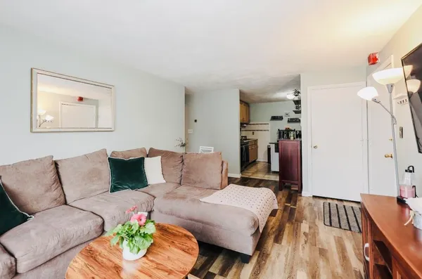 $250,000 | 35 Andrew Street, Unit 30, Manchester, NH 03104