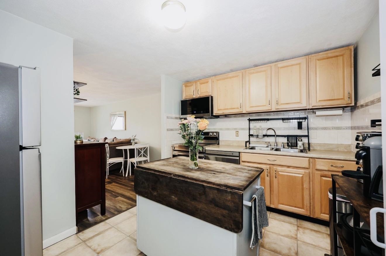 35 Andrew Street, Unit 30 Manchester, NH 03104 - Photo 8 of 26