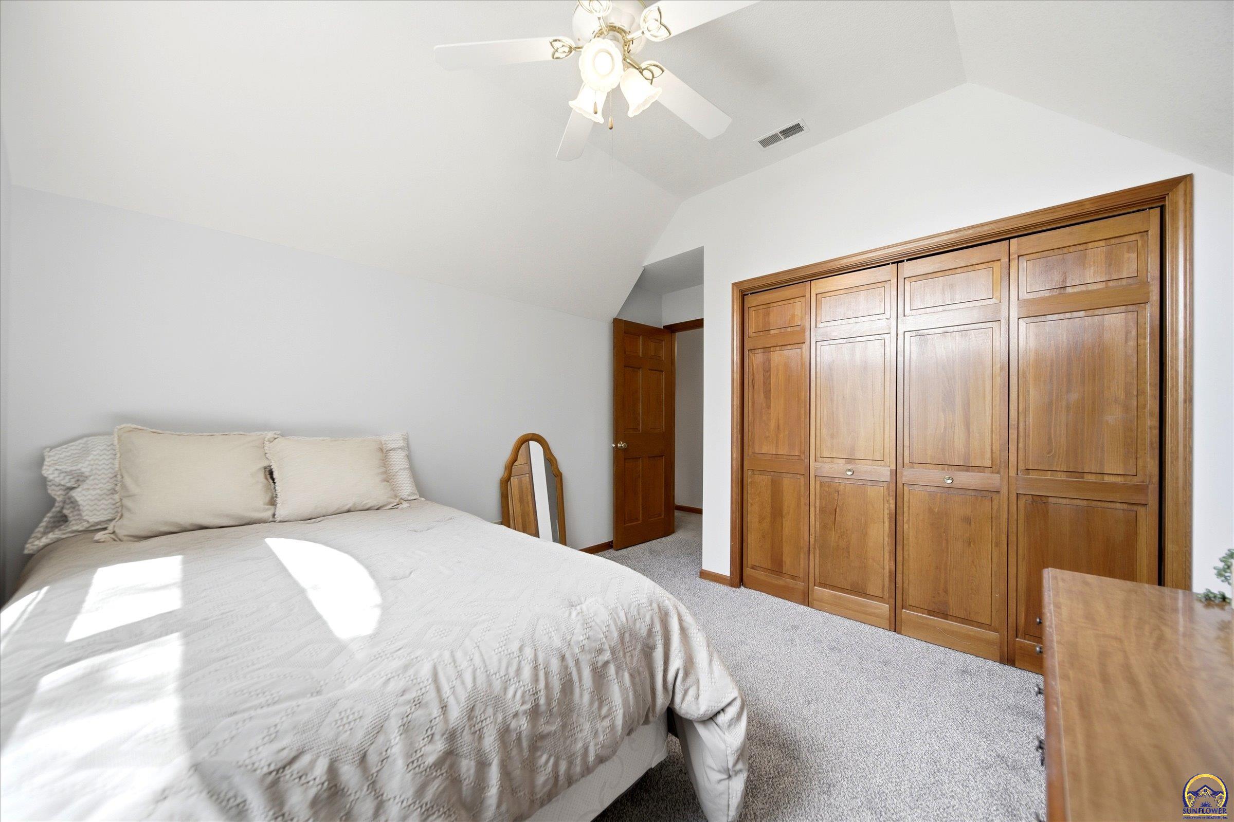 810 Southwest Mifflin Road Topeka, KS 66606 - Photo 22 of 30