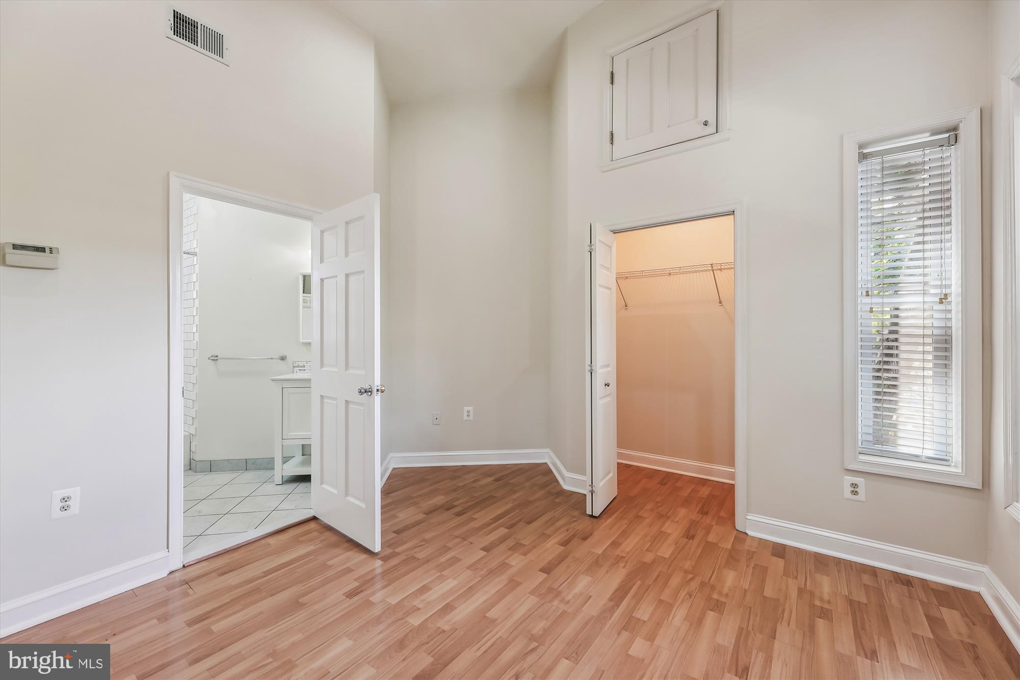 2303 17th Street Northwest, Unit 2 Washington, DC 20009 - Photo 13 of 65 Ensuite Bath!
