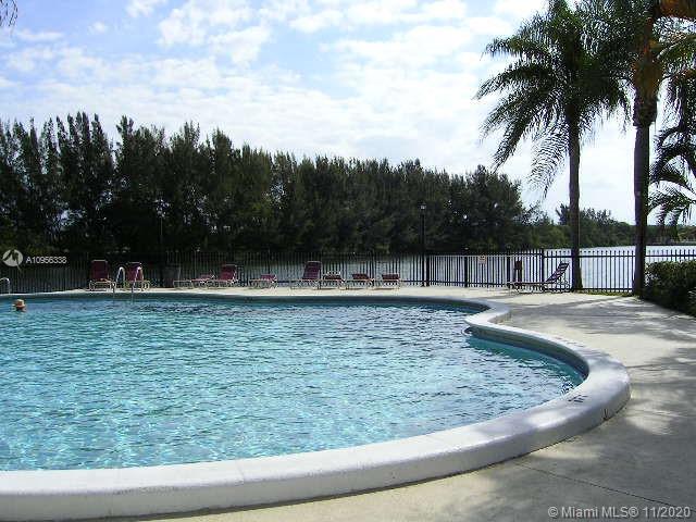 Ives Estates Miami, FL 33179 - Photo 10 of 12