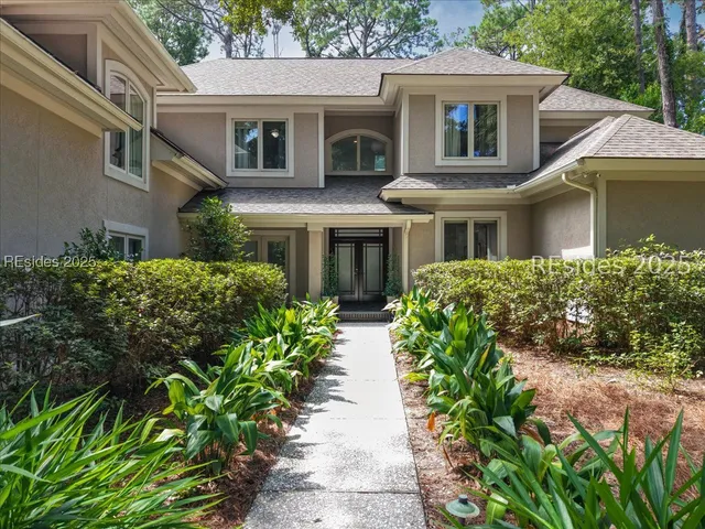 $2,295,000 | 33 North Port Royal Drive, Hilton Head Island, SC 29928