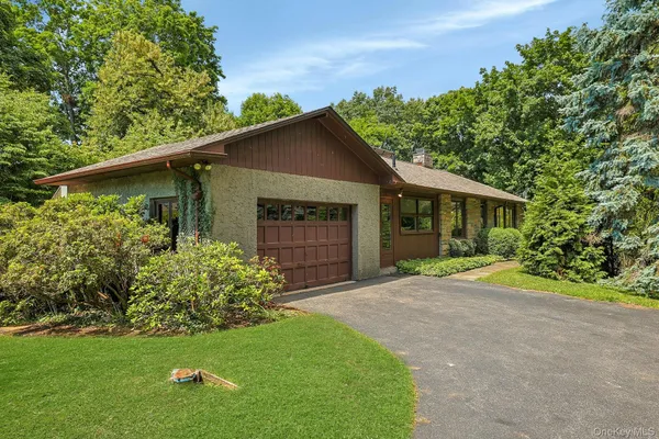 $850,000 | 15 Grandview Lane, Thornwood, NY 10594