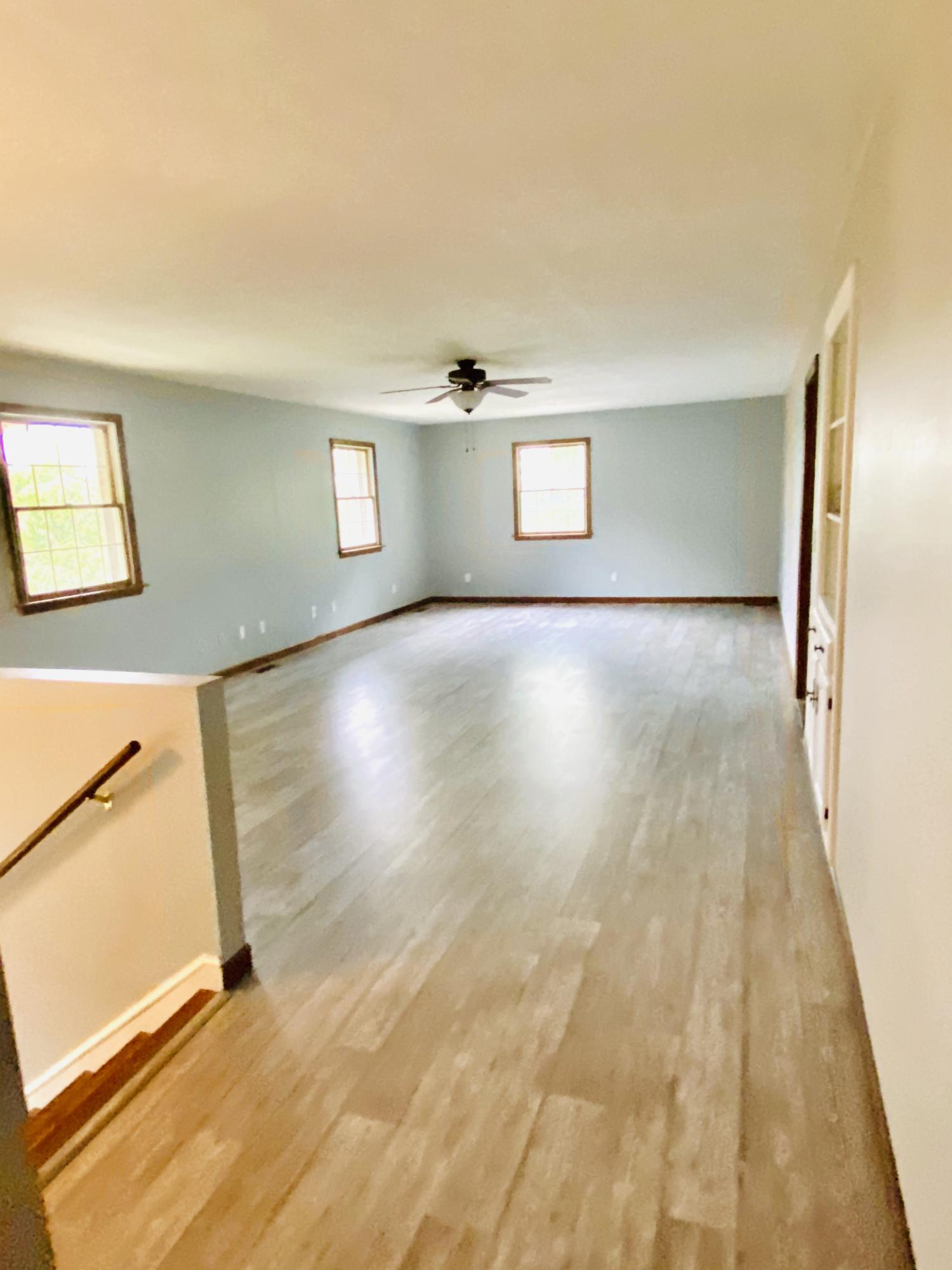 336 Bello Road Tazewell, TN 37879 - Photo 7 of 34 F5DAD82D-661B-482F-A0D7-91293E113B83