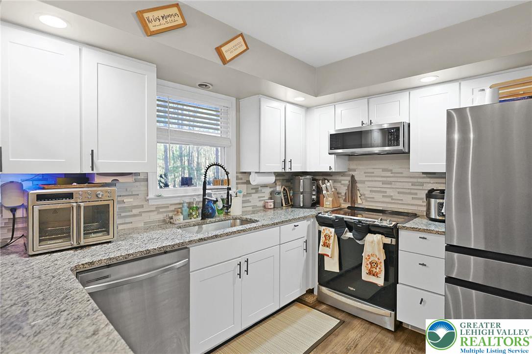 268 Turkey Ridge Drive Kunkletown, PA 18058 - Photo 10 of 34