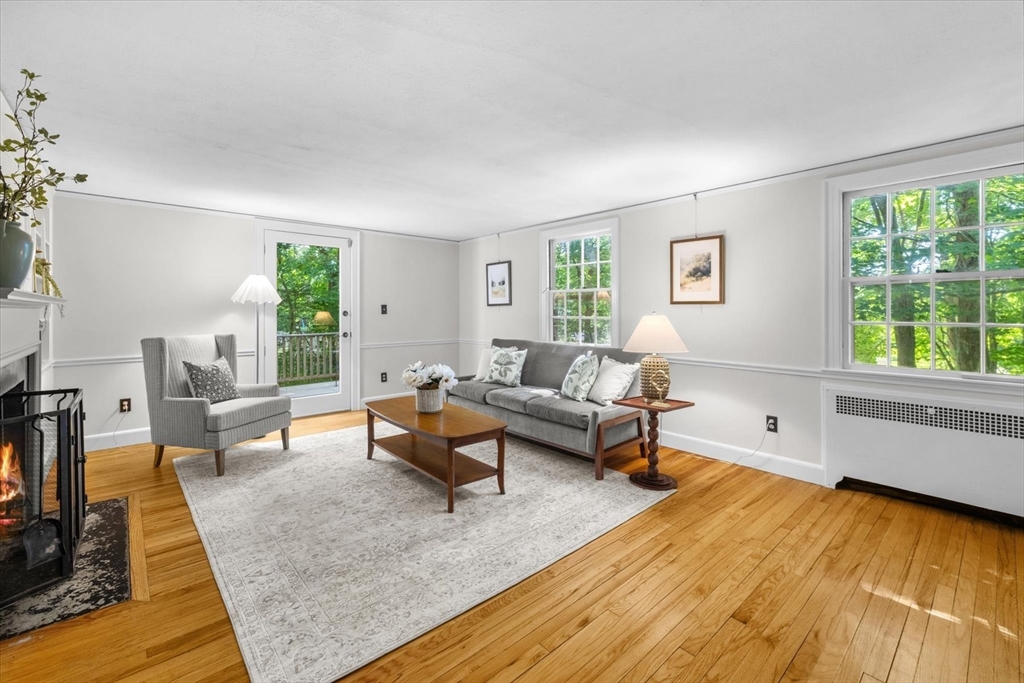 315 Goodman's Hill Road Sudbury, MA 01776 - Photo 5 of 25