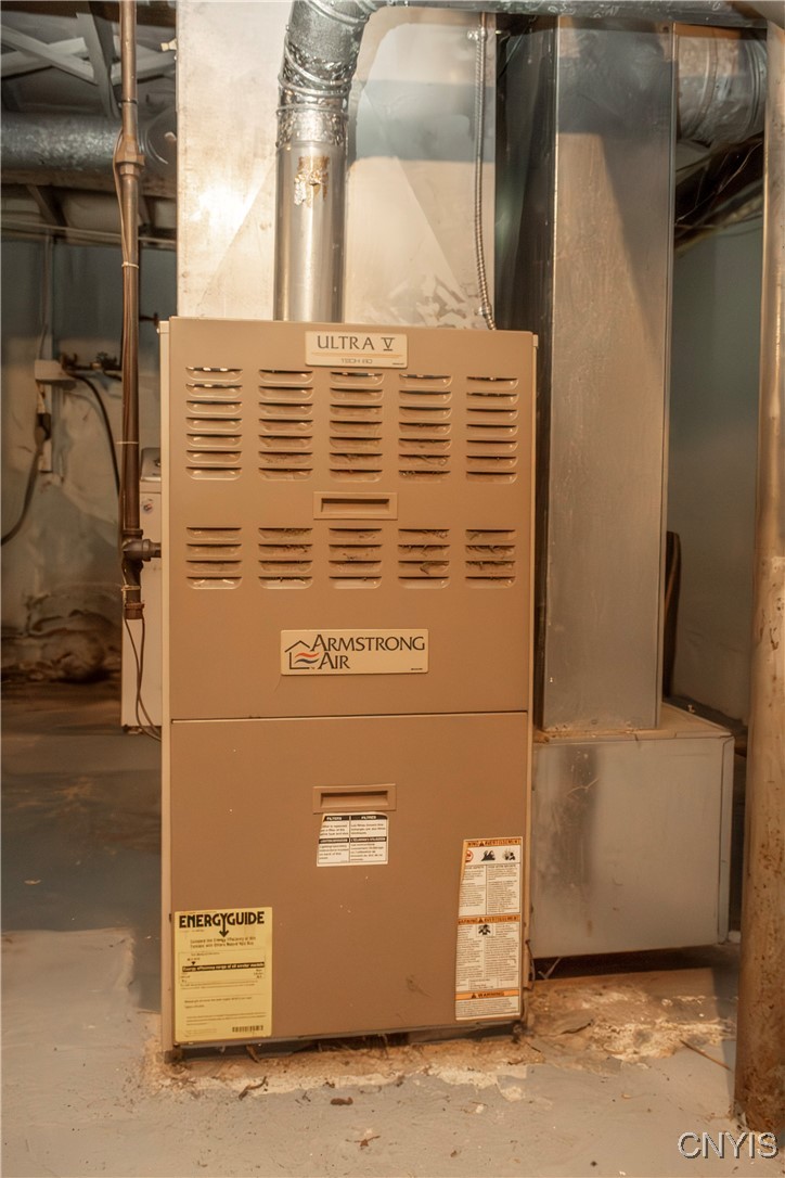 421 Spruce Street Utica, NY 13502 - Photo 43 of 47