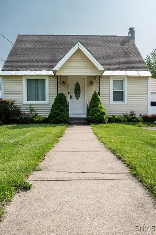$192,000 | 421 Spruce Street, Utica, NY 13502
