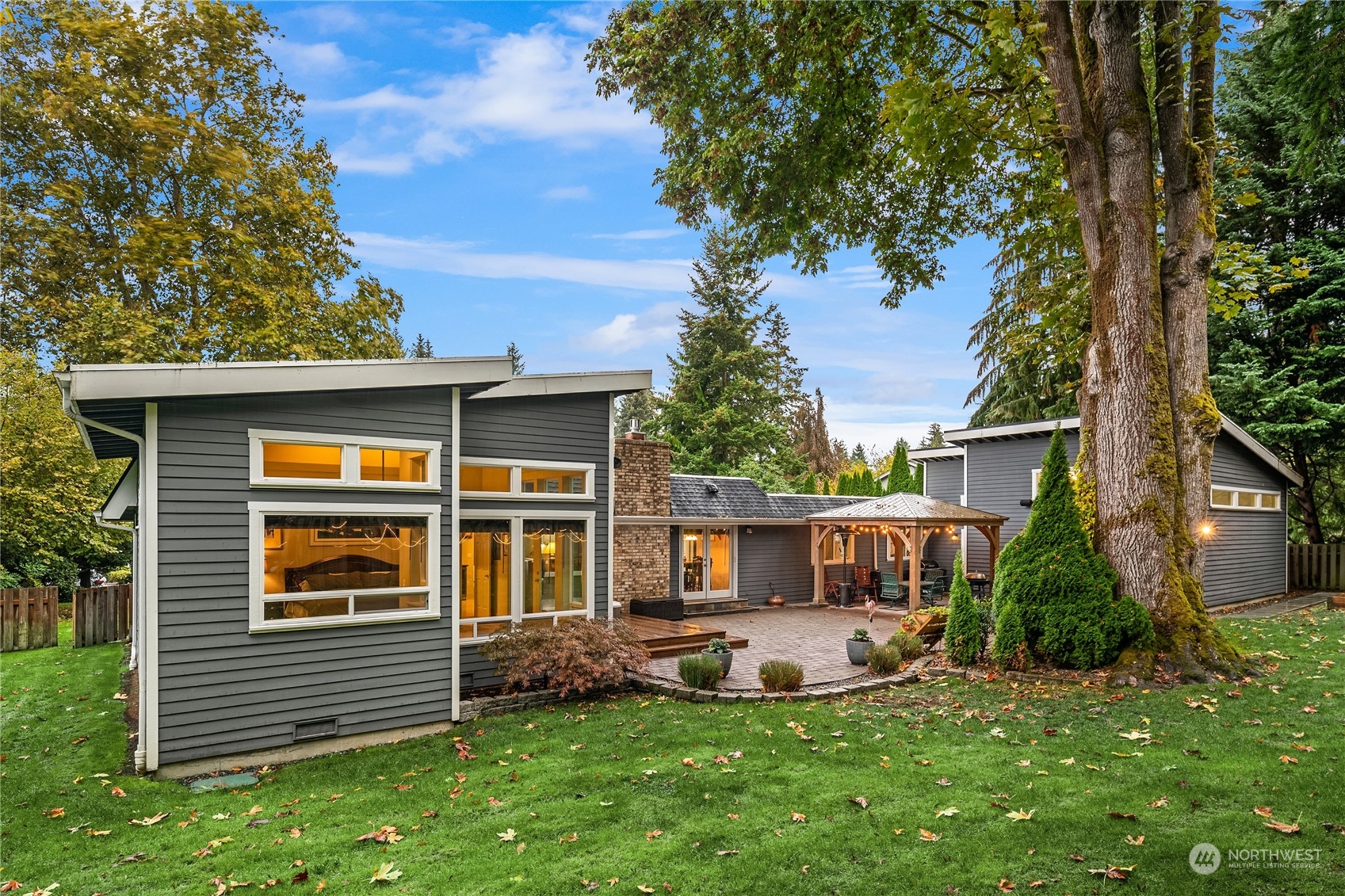 20 Cascade Key Bellevue, WA 98006 - Photo 24 of 38 a view of house with a yard