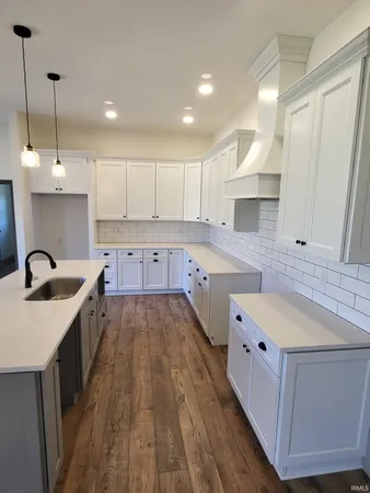 $394,500 | 9385 Walter Tell Lane, Tell City, IN 47586