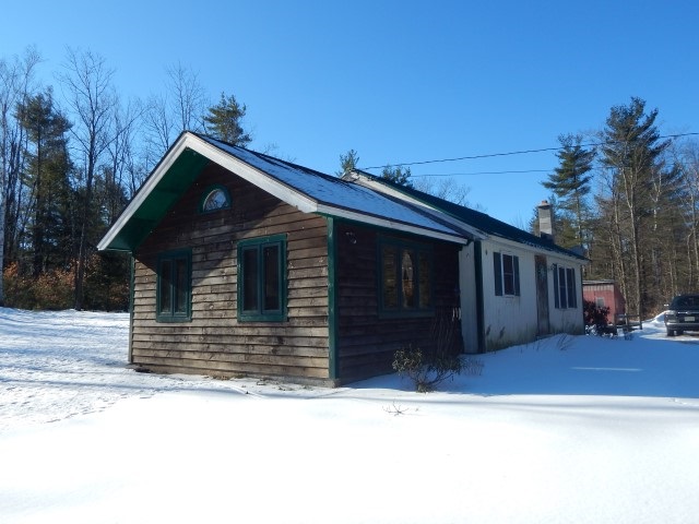 667 Rhododendron Road Fitzwilliam, NH 03447 - Photo 3 of 27